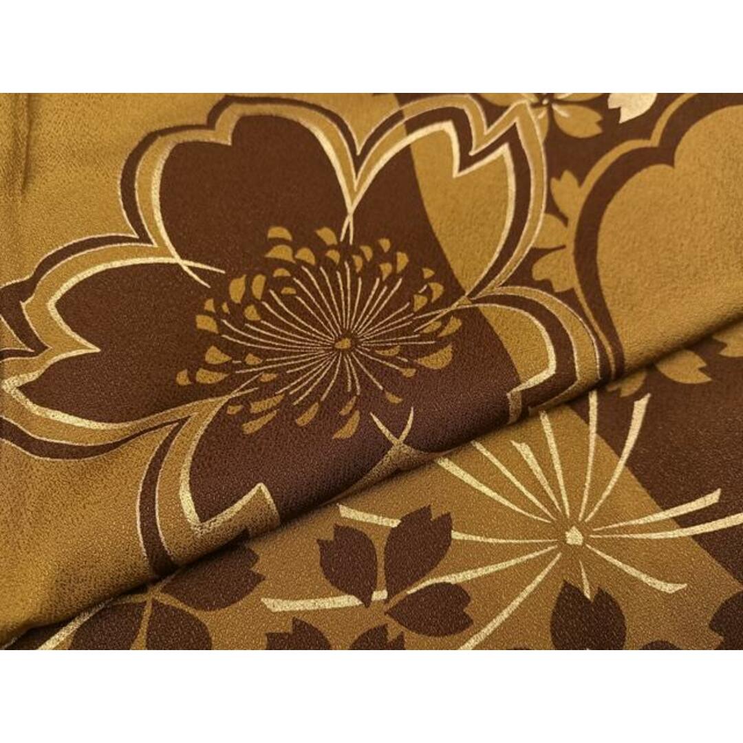 平和屋着物●豪華振袖　舞桜　金彩　正絹　逸品　AAAZ5045ph レディースの水着/浴衣(振袖)の商品写真
