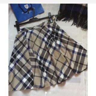 バーバリー(BURBERRY)の美品 ブルーレーベル クレストブリッジ スカート(ミニスカート)