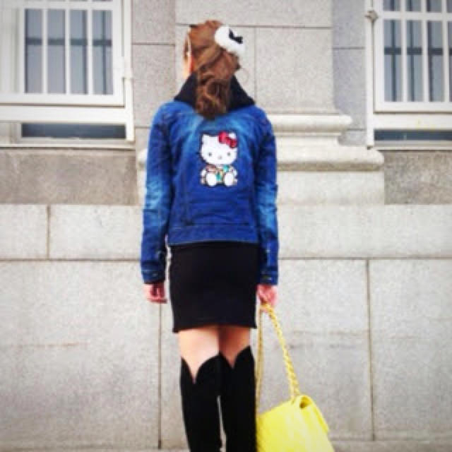 Nina mew(ニーナミュウ)の人気 激レア ニーナ ミュウ♡キティ デニムジャケット レディースのジャケット/アウター(Gジャン/デニムジャケット)の商品写真