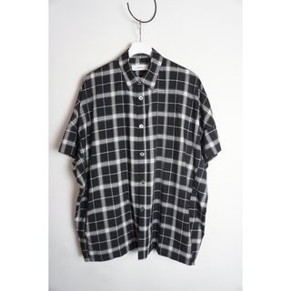 マーカ(marka)の美品 marka マーカ ワイド シャツ チェック 半袖 815P▲(シャツ)