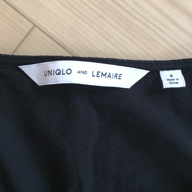 LEMAIRE(ルメール)のユニクロ×LEMAIREトップス レディースのトップス(シャツ/ブラウス(半袖/袖なし))の商品写真