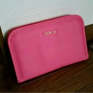 フルラ(Furla)のfurla フルラ　マルチケース　母子手帳　定期　財布　パスポート　通帳入れにも(名刺入れ/定期入れ)