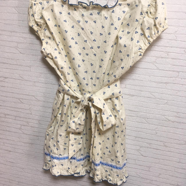 deicy(デイシー)のdeicy 花柄トップス レディースのトップス(カットソー(半袖/袖なし))の商品写真