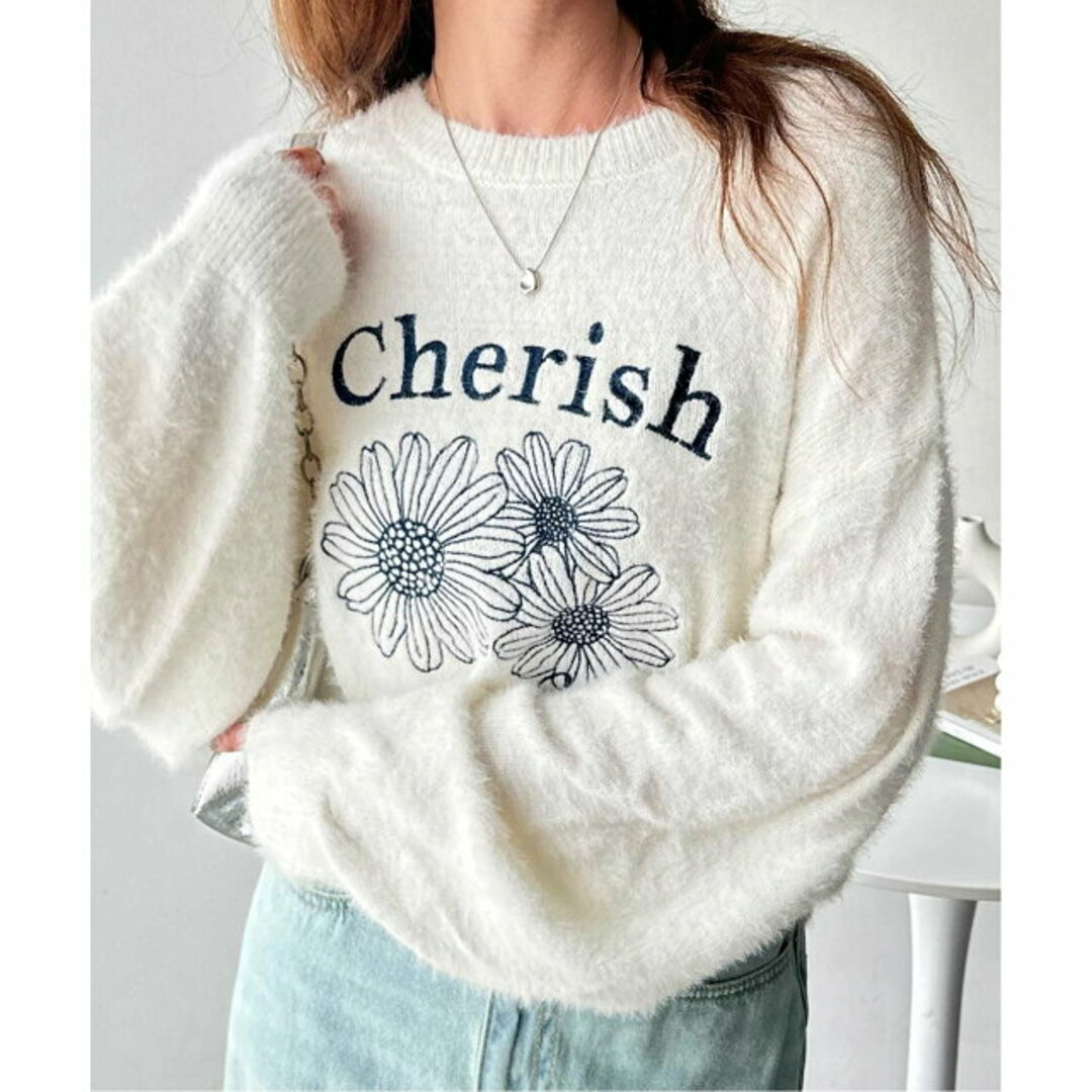 GeeRA(ジーラ)の【オフホワイト】【FIRSTMOOD】フラワー刺繍シャギーニット レディースのトップス(ニット/セーター)の商品写真