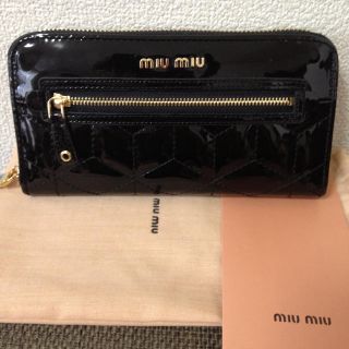 ミュウミュウ(miumiu)の新品♡miumiu 長財布(財布)