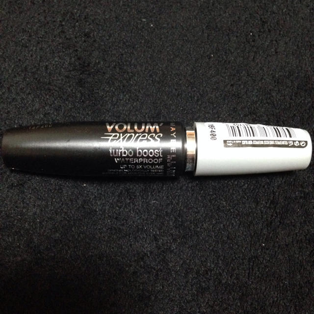 MAYBELLINE(メイベリン)のメイビリン マスカラ新品 未使用 コスメ/美容のベースメイク/化粧品(その他)の商品写真