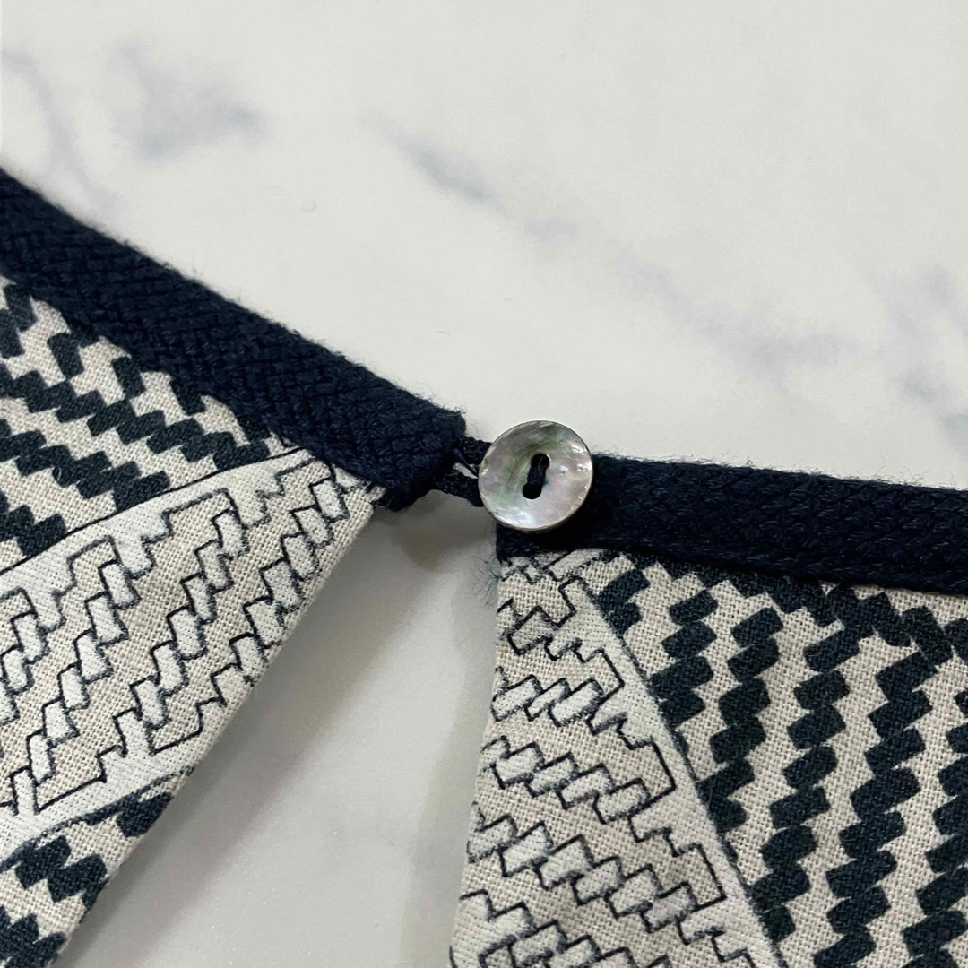 UNITED ARROWS(ユナイテッドアローズ)の美品 UNITED ARROWS 日本製 ノースリーブ ひざ丈 ワンピース 38 レディースのワンピース(ひざ丈ワンピース)の商品写真