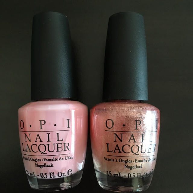 OPI(オーピーアイ)のOPI ネイル 二本セット コスメ/美容のネイル(マニキュア)の商品写真