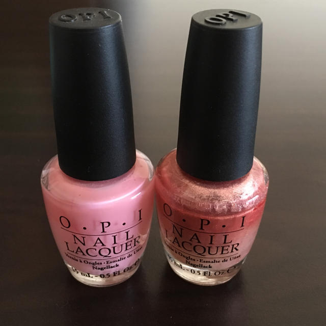 OPI(オーピーアイ)のOPI ネイル 二本セット コスメ/美容のネイル(マニキュア)の商品写真