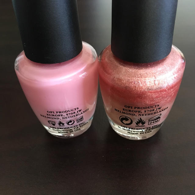 OPI(オーピーアイ)のOPI ネイル 二本セット コスメ/美容のネイル(マニキュア)の商品写真