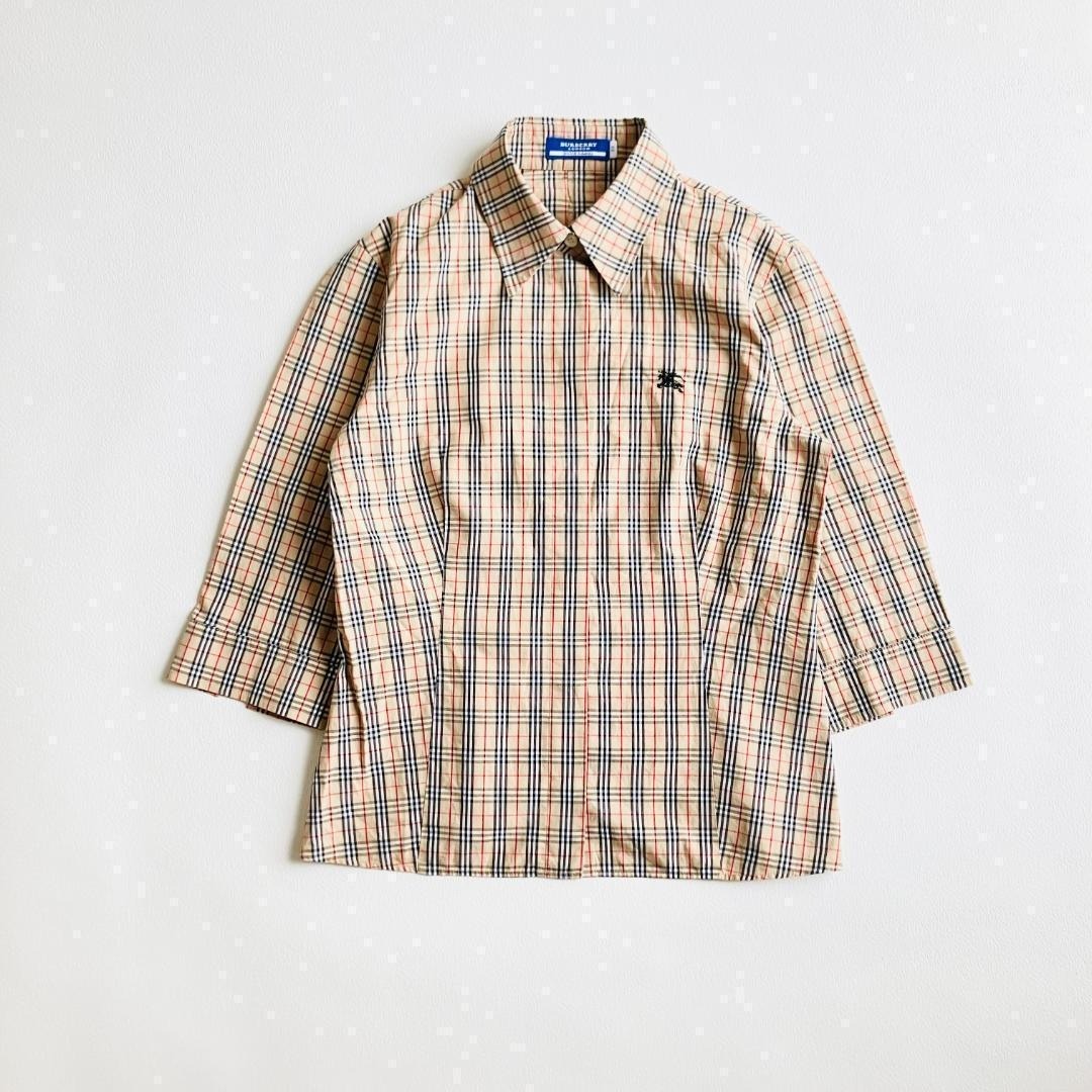 BURBERRY BLUE LABEL(バーバリーブルーレーベル)の美品　バーバリーブルーレーベル　ノバチェック　レディースシャツ　ホース刺繍ロゴ レディースのトップス(シャツ/ブラウス(長袖/七分))の商品写真