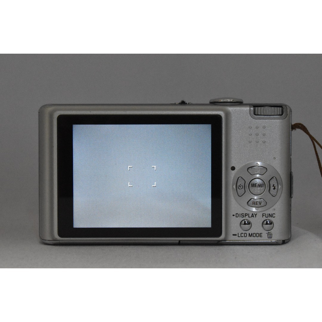 Leica ライカ C-LUX2 720万画素 シルバー スマホ/家電/カメラのカメラ(コンパクトデジタルカメラ)の商品写真