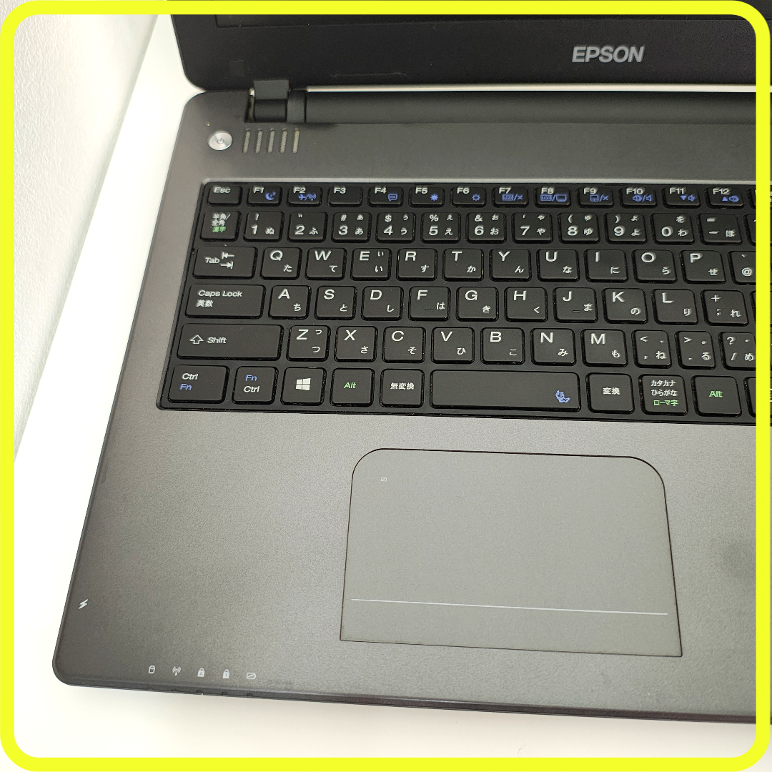 EPSON(エプソン)のセール価格　SSHD⭐️ノートパソコン windows11　office　585 スマホ/家電/カメラのPC/タブレット(ノートPC)の商品写真