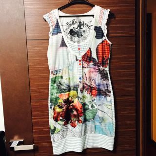 デシグアル(DESIGUAL)の【Desigual】美品を格安で‼︎(Tシャツ(半袖/袖なし))