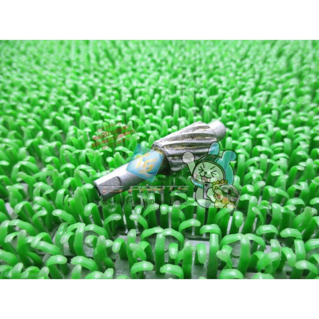 スズキ(スズキ)のレッツ5 スピードメーターピニオン 在庫有 即納 スズキ 純正 新品 バイク 部品 Let’s5 車検 Genuine 25 自動車/バイクのバイク(パーツ)の商品写真