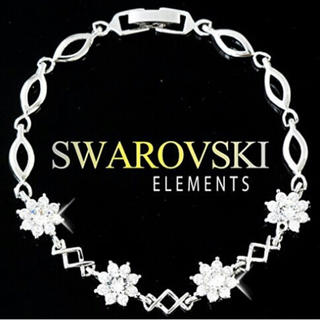 スワロフスキー(SWAROVSKI)の【SWAROVSKI ELEMENTS】 フラワーデザイン ブレスレット(ブレスレット/バングル)