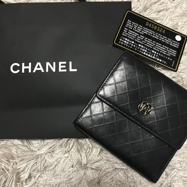 CHANEL(シャネル)のシャネル カメリア 財布 レディースのファッション小物(財布)の商品写真