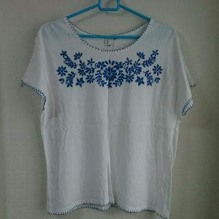 チチカカ(titicaca)のmgg様専用  チチカカ 刺繍花柄トップス(Tシャツ(半袖/袖なし))