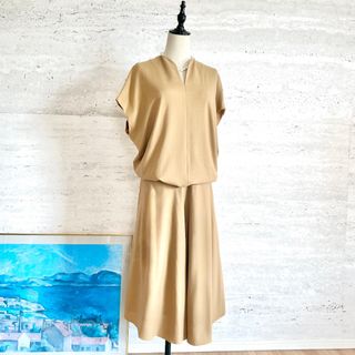 エルメス(HERMES)の美品★HERMES★キーネック★ウール★ロングフレアー★セットアップ★スーツ(セット/コーデ)