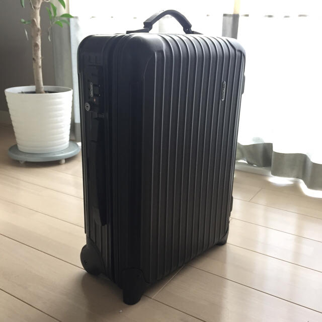 リモワ RIMOWA サルサ SALSA ブラック黒 機内持込OK スーツケース | フリマアプリ ラクマ