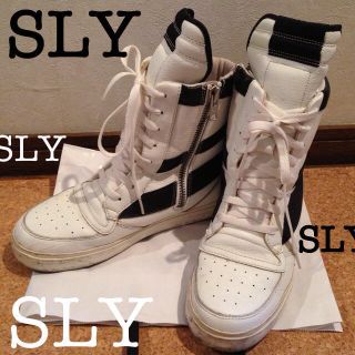 スライ(SLY)のSLYレア♡ハイカットスニーカー(スニーカー)