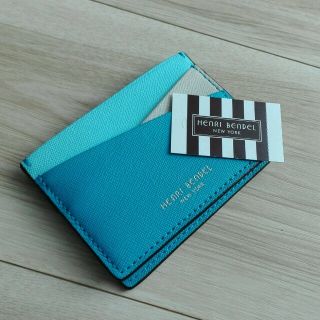 ヘンリベンデル(Henri Bendel)の新品！日本未上陸ブランド　ヘンリベンデル　カードケース&ミラー(名刺入れ/定期入れ)