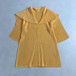 プリーツプリーズイッセイミヤケ(PLEATS PLEASE ISSEY MIYAKE)の美品　プリーツプリーズ　カットソー　プリーツ　PLEATS PLEASE(カットソー(半袖/袖なし))