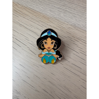 ジャスミン　ピンズ　ピンバッジ　ディズニーシー