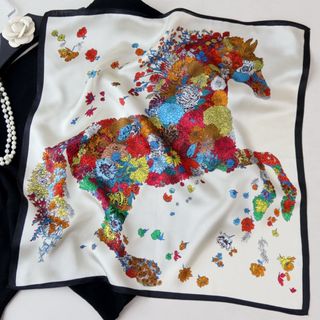 100％シルク スカーフ 花衣の駿馬53*53cm167(バンダナ/スカーフ)