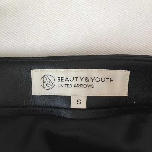 BEAUTY&YOUTH UNITED ARROWS(ビューティアンドユースユナイテッドアローズ)の【未使用】ビューティ&ユース♡膝丈スカート レディースのスカート(ひざ丈スカート)の商品写真