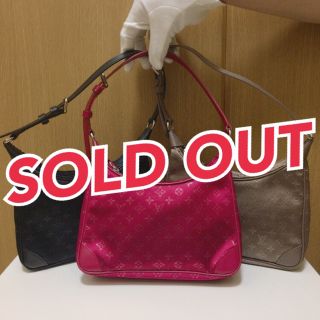 ルイヴィトン(LOUIS VUITTON)の★可愛い★LOUIS VUITTON★バッグ型ポーチ(ポーチ)