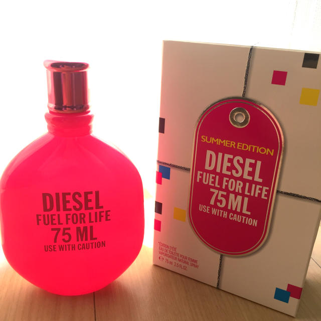 DIESEL(ディーゼル)の第二体育館様専用 DIESEL FUEL FOR LIFE 75ml コスメ/美容の香水(香水(女性用))の商品写真