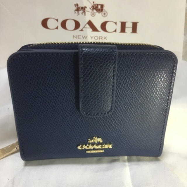 COACH(コーチ)の限定セール❤️新品コーチ二つ折り財布アラウンドジップ ネイビー レディースのファッション小物(財布)の商品写真