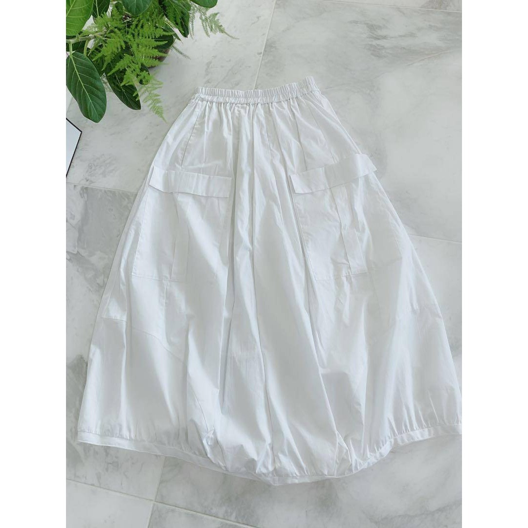 TELA(テラ)の新品・未使用品★TELA テラGUGLIA ポプリンホワイトミディスカート 40 レディースのスカート(ひざ丈スカート)の商品写真