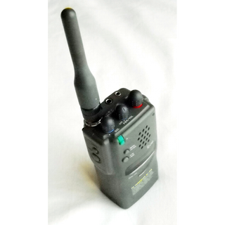 【美品】アイコム ハンディ アマチュア無線機 IC-P3 430MHz 5W(アマチュア無線)