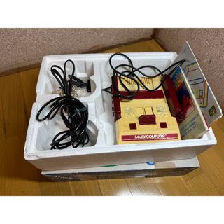 ファミリーコンピュータ 本体