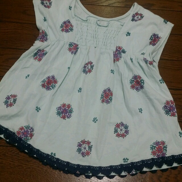 ANNA SUI mini(アナスイミニ)のアナスイミニ Tシャツ 110 キッズ/ベビー/マタニティのキッズ服女の子用(90cm~)(Tシャツ/カットソー)の商品写真