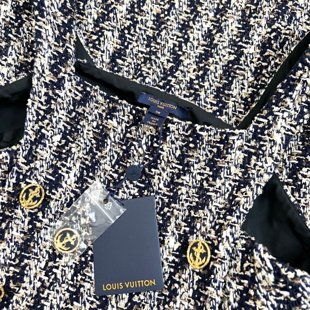 LOUIS VUITTON(ルイヴィトン)の新品未使用タグ付★LOUIS VUITTON★掲載★最高級ツイード★ワンピース レディースのワンピース(その他)の商品写真