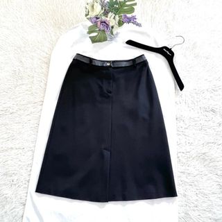 サルヴァトーレフェラガモ(Salvatore Ferragamo)の美品★Salvatore Ferragamo★羊革レザー★ベルト★スカート(ロングスカート)