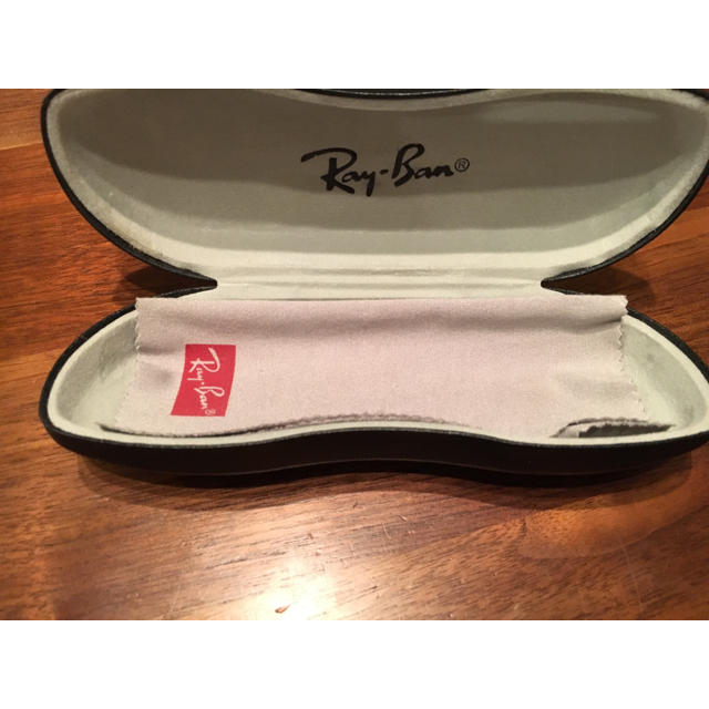 Ray-Ban(レイバン)のRay-Ban★メガネケース レディースのファッション小物(サングラス/メガネ)の商品写真