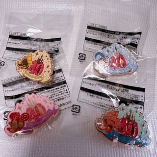ディズニー＊ピンバッジ４個セット