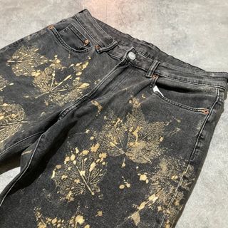 エイチアンドエム(H&M)の【＆DENIM by H&M】アンドデニム リーフ柄 色落ち加工テーパードデニム(デニム/ジーンズ)