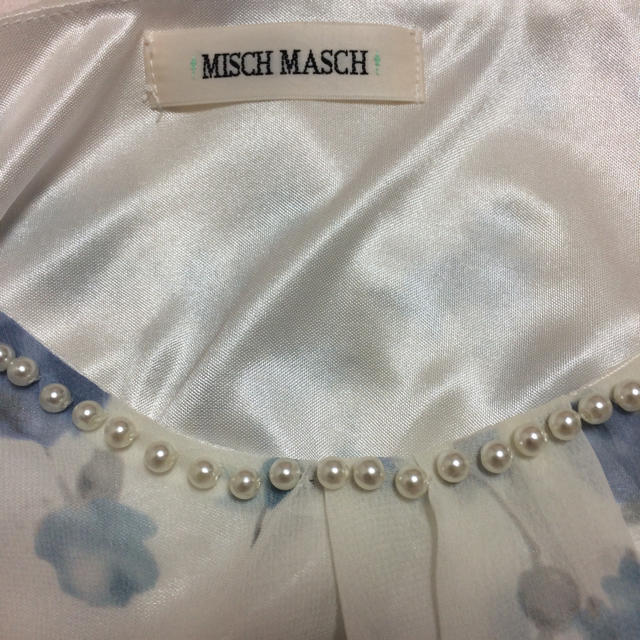 MISCH MASCH(ミッシュマッシュ)の花柄シフォントップス レディースのトップス(シャツ/ブラウス(長袖/七分))の商品写真