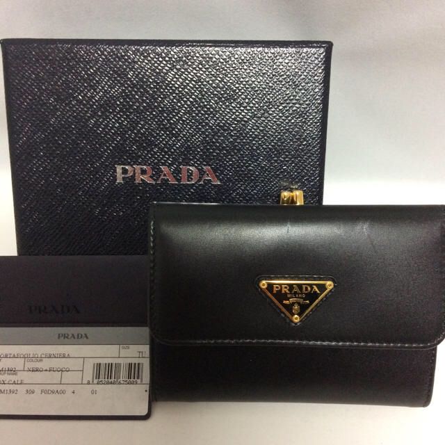 PRADA(プラダ)のプラダ 折り財布 レディースのファッション小物(財布)の商品写真