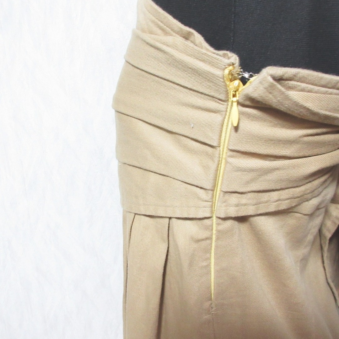 Lachement(ラシュモン)の良品 23SS Lachement ラシュモン バックリボン ベアトップ オールインワン サロペット 38 ベージュ レディース 古着 中古 USED レディースのパンツ(オールインワン)の商品写真