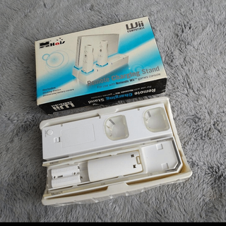 Wiiリモコン 充電スタンド バッテリーパック
