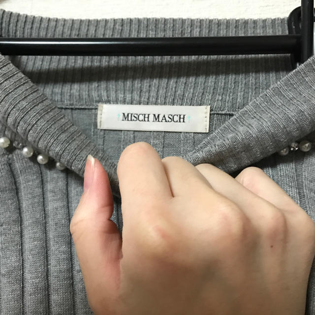 MISCH MASCH(ミッシュマッシュ)のMISCH MASCH♡ビジュー付2WAYニット レディースのトップス(ニット/セーター)の商品写真