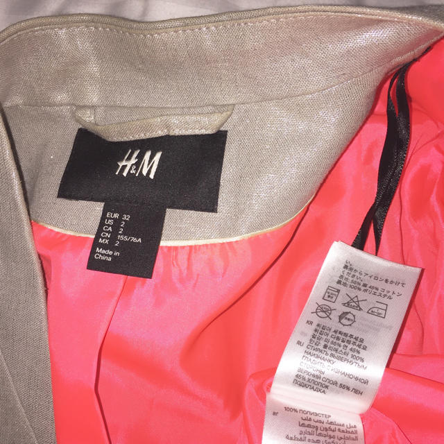 H&M(エイチアンドエム)のmeg様 専用 美品H&Mジャケット レディースのジャケット/アウター(テーラードジャケット)の商品写真