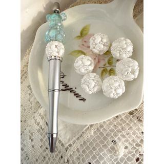 ペイントビーズ（ホワイトハート）　18㎜　1個200円