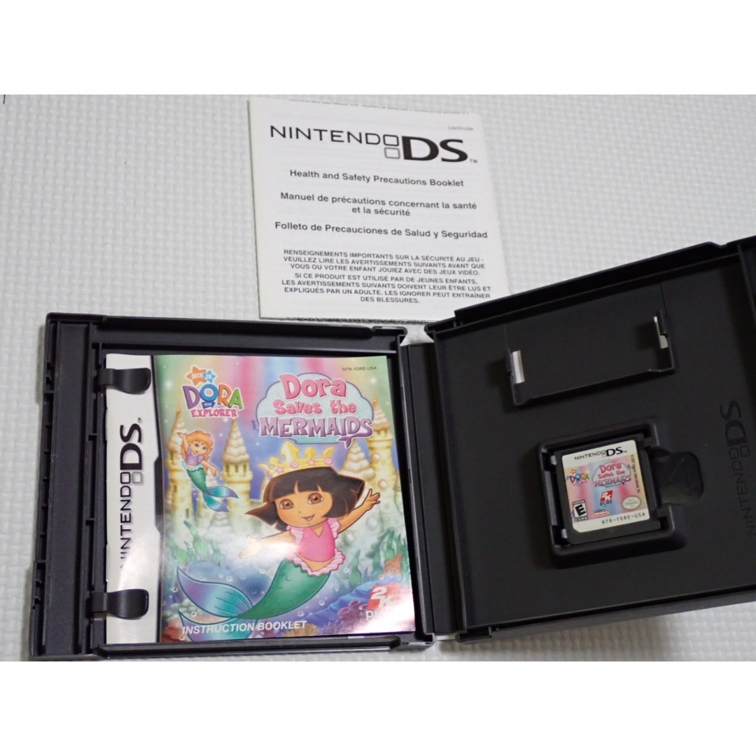 ニンテンドーDS(ニンテンドーDS)のDS★DORA saves the MERMAIDS 海外版 北米版 エンタメ/ホビーのゲームソフト/ゲーム機本体(携帯用ゲームソフト)の商品写真
